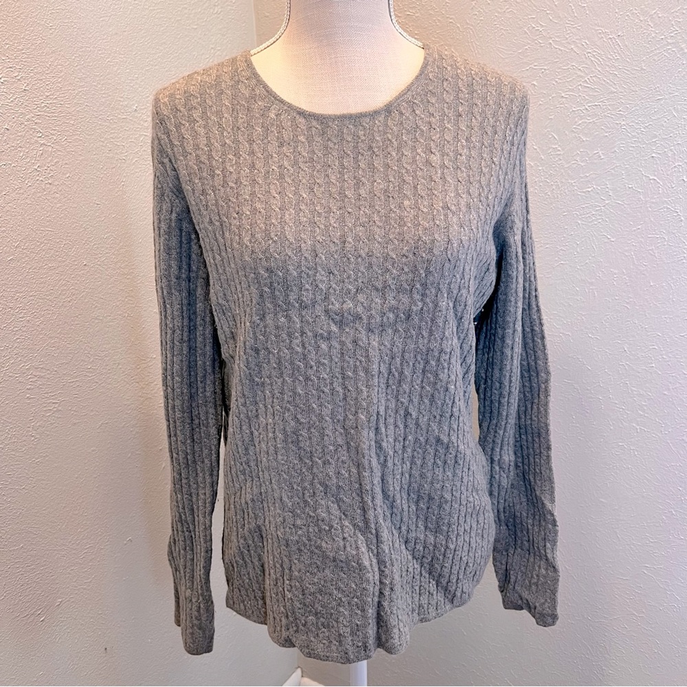 Gray cable knit cashmere sweater